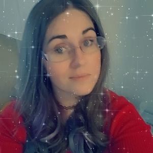 Meet your Posher, Dee